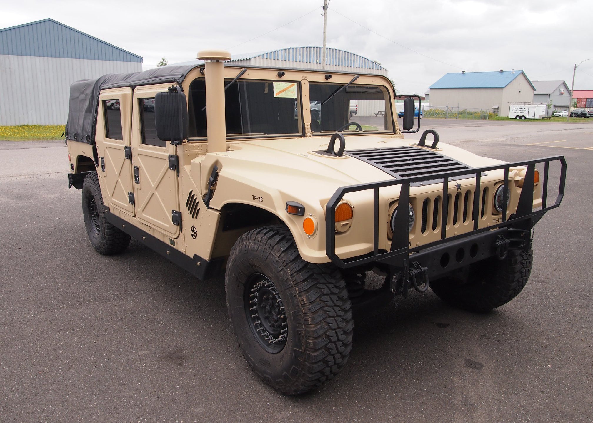 M998 A1 1994 SOFT TOP – Vince Army Truck