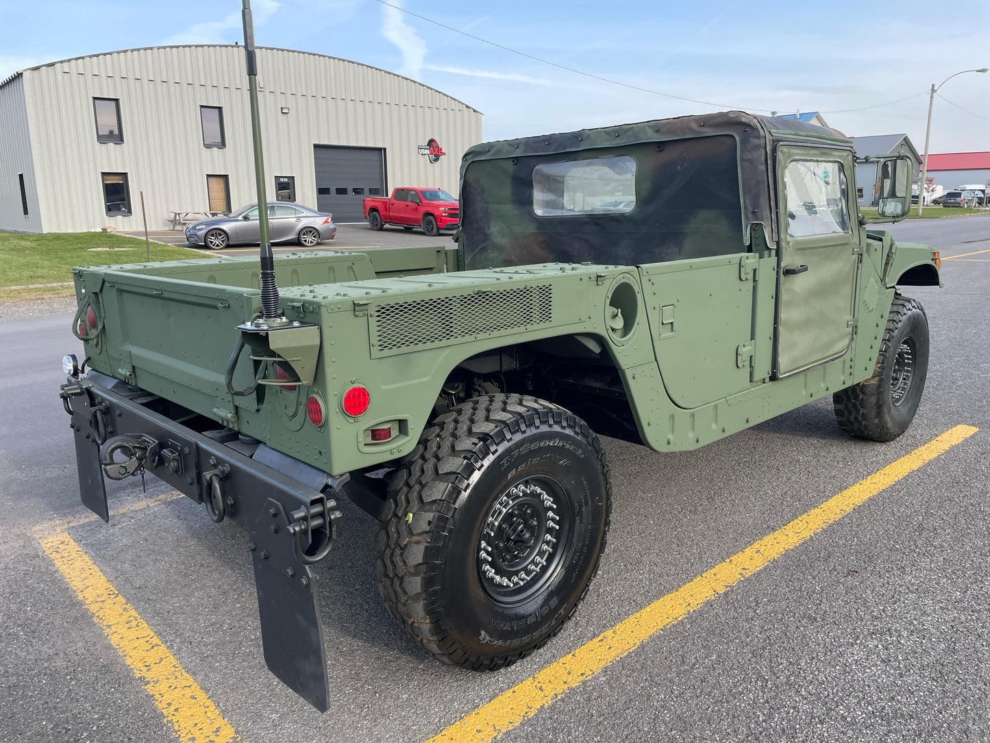 AM GENERAL HUMVEE M1152